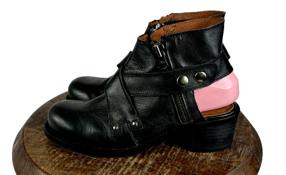 Sixtyseven Shoes - SixtySeven Booties Womens 8 Daisy Floater Ankle Black Leather Side Zipper